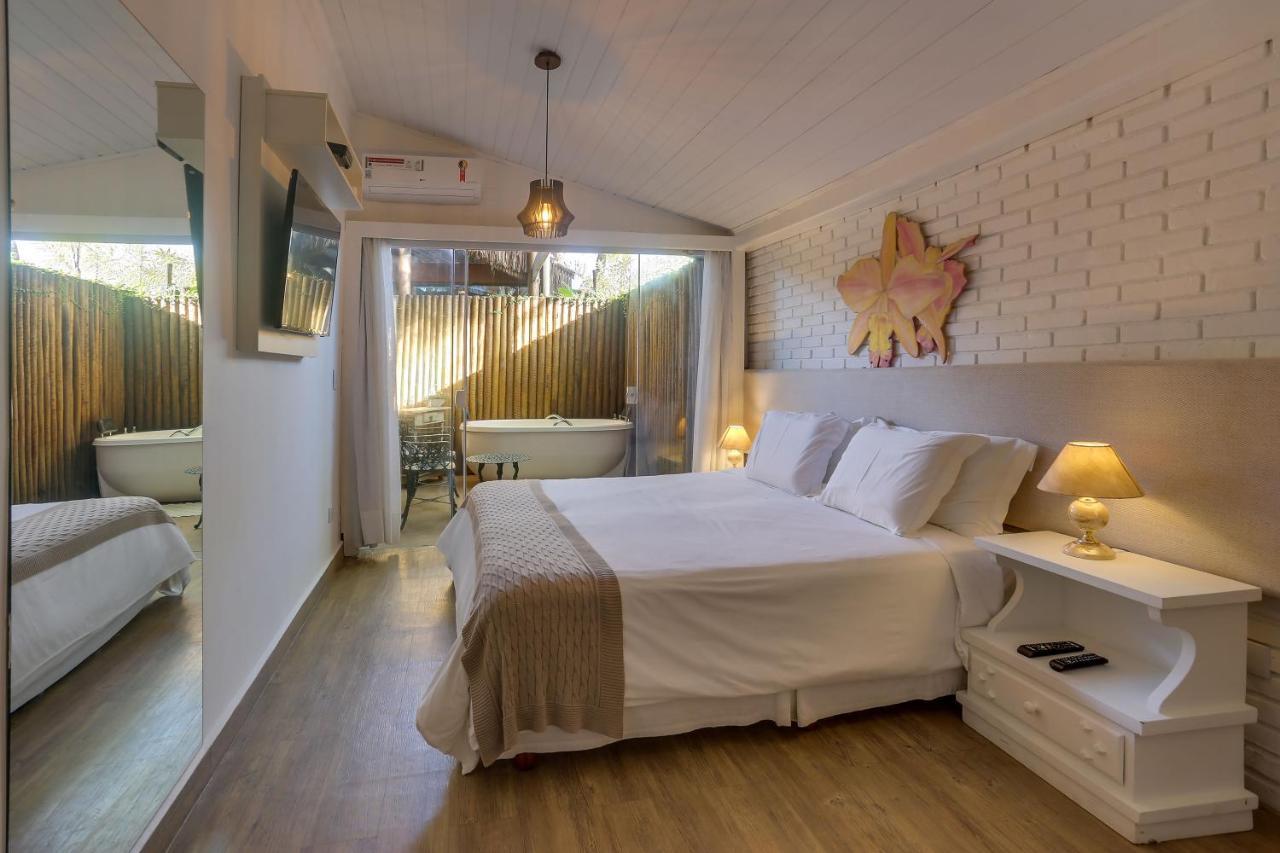 Chez Louise Et Louis Pe Na Areia Hotel Juqueí Eksteriør billede