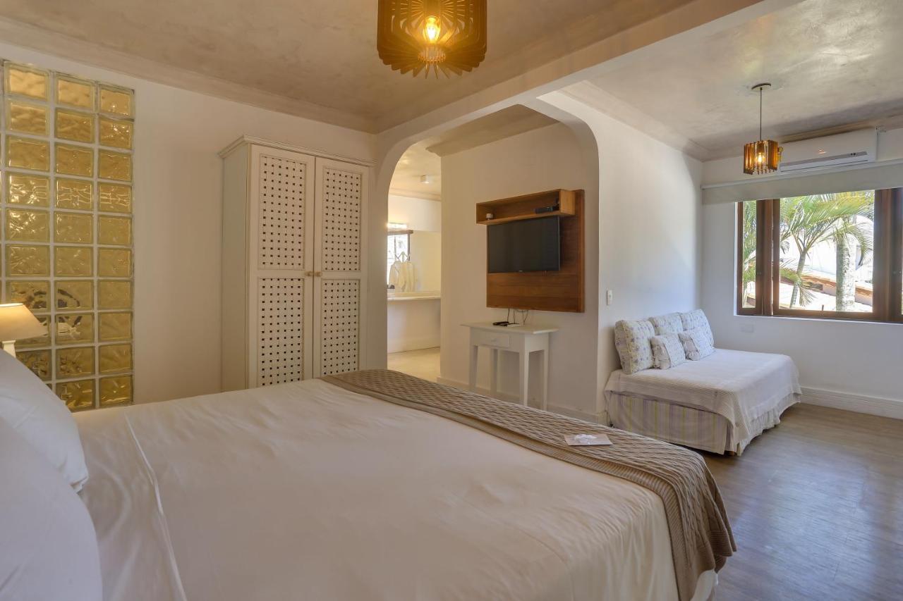 Chez Louise Et Louis Pe Na Areia Hotel Juqueí Eksteriør billede